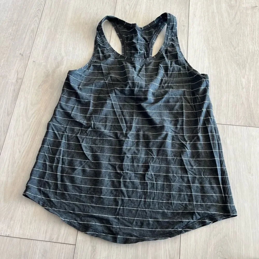 Lululemon women’s top size s